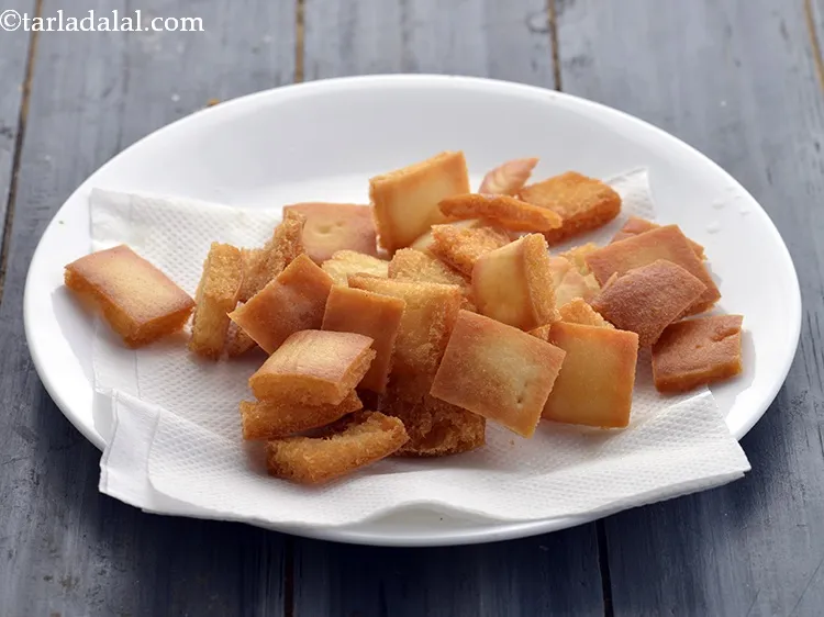 Step 7 – Drain on an absorbent paper. Keep aside.