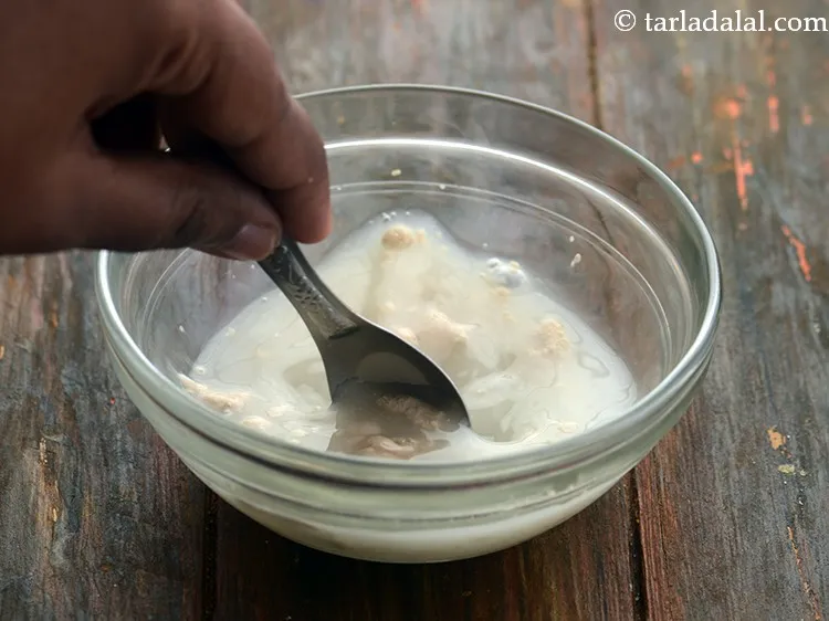 Step 6 – Mix well and cover with a lid and keep aside for 10 minutes.