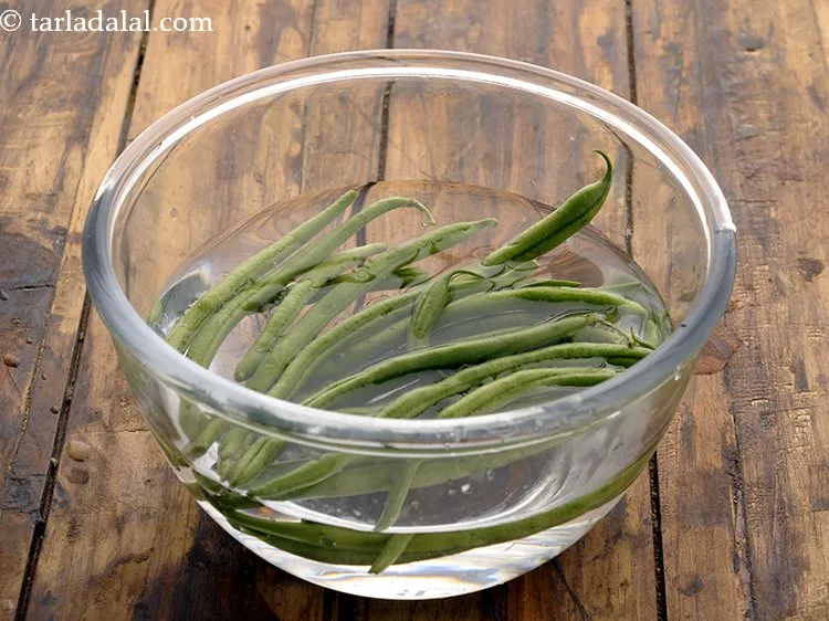 Step 2 – To make&nbsp;<strong>French bean and chana dal stir-fry recipe&nbsp;|&nbsp;fansi chana dal stir fry&nbsp;|&nbsp;healthy beans poriyal&nbsp;|&nbsp;</strong>&nbsp;clean and …