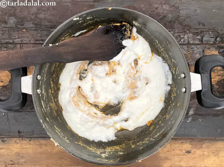 स्टेप 41 – अच्छी तरह से मिलाएं।