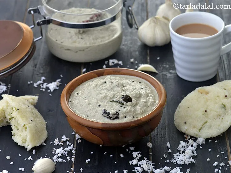 Step 19 – Store the&nbsp;fresh coconut garlic chutney&nbsp;in an air-tight container and refrigerate till use.