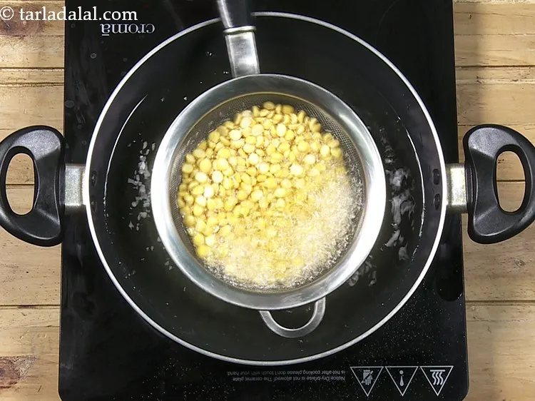 Step 6 – Deep fry it on a medium flame only so it turns uniformly crisp.&nbsp;<br /> <br …
