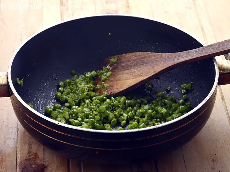 Step 12 – Saut&eacute; on a medium flame for 5 to 7 minutes.