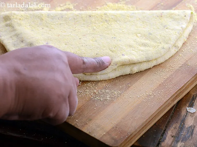 Step 32 – Press it well using your fingers to seal the edges completely.