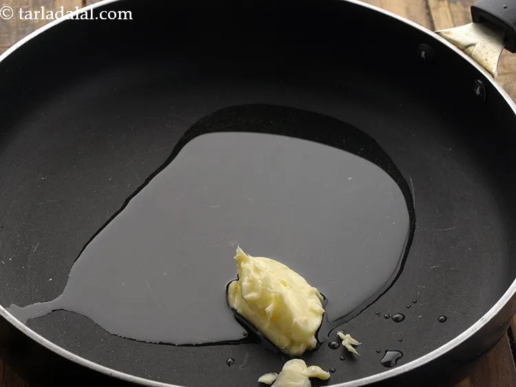 स्टेप 1 – <strong>गार्लिक स्पैगेटी रेसिपी</strong> बनाने के लिए | <strong>गार्लिक स्पेगिटी | …