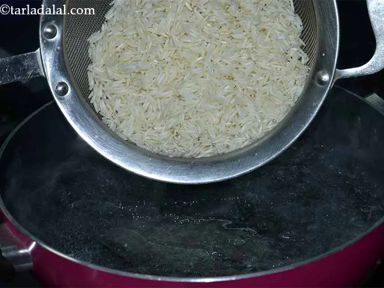Step 5 – Add the rice to the boiling water.