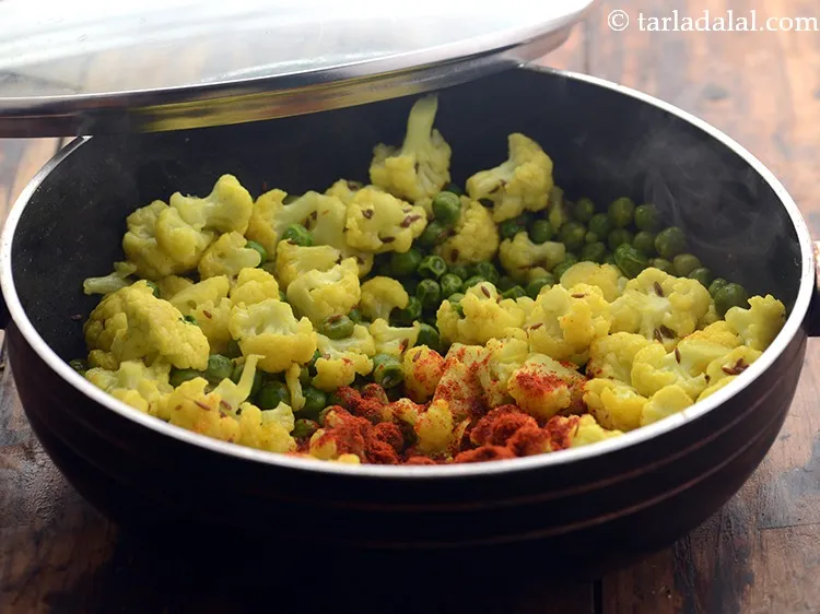 Step 11 – Add the chilli powder as per the spice level you prefer.