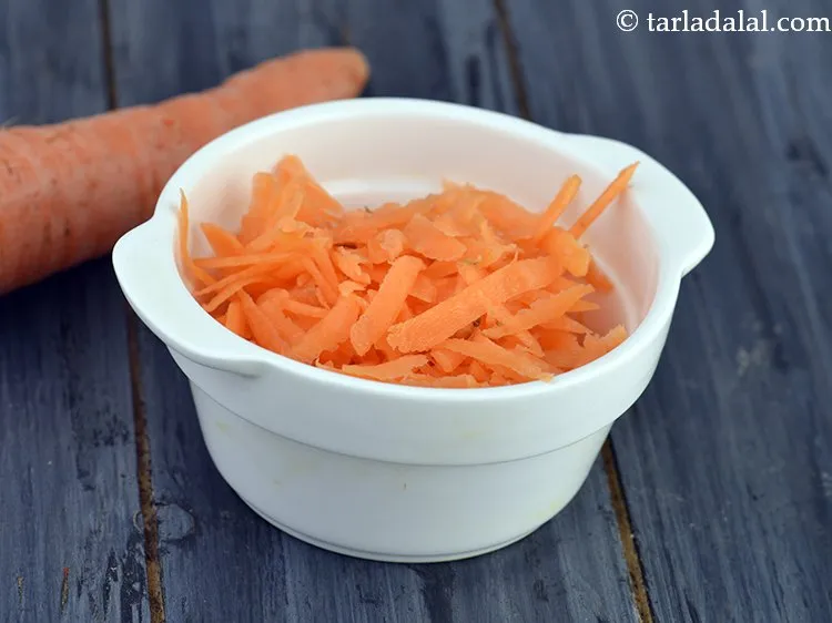 Step 22 – <meta charset="UTF-8" />To make&nbsp;besan chilla nutritious, add vegetables of your choice like grated cabbage, carrot …