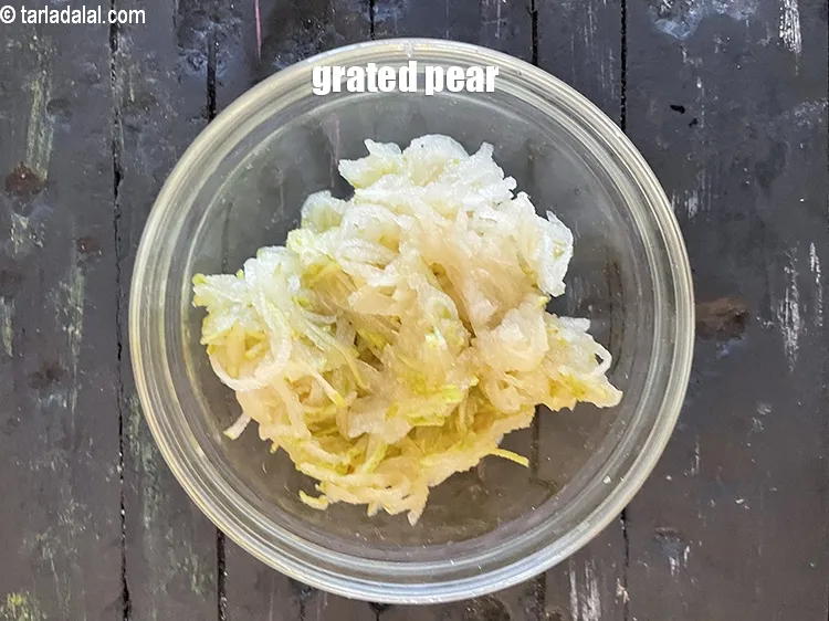 Step 5 – We got 1/4th grated pear from 1 pear.