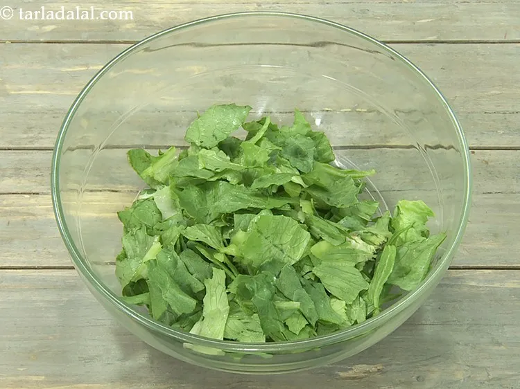 स्टेप 9 – <strong>ग्रीक सलाद</strong> बनाने के लिए | <strong>ग्रीक सलाद बनाने का …