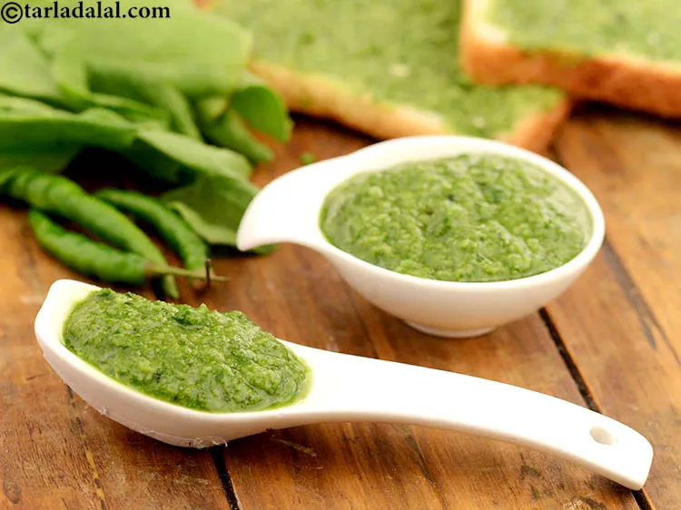 Step 26 – You can also spread <a href="https://www.tarladalal.com/green-chutney--mumbai-roadside-recipes-33414r" target="_blank">green chutney</a> after applying butter on the bread slices.&nbsp;
