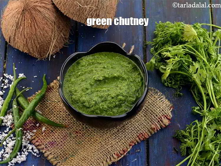 Step 26 – See : <a href="https://www.tarladalal.com/green-chutney-for-dhokla-sandwiches-indian-snacks-1468r" target="_blank"><strong>Green chutney for dhokla</strong></a>.