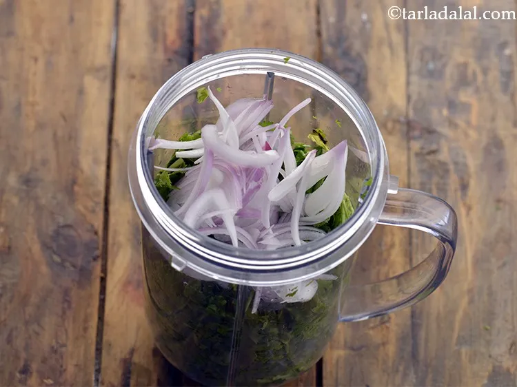 Step 5 – Add thinly sliced onions.