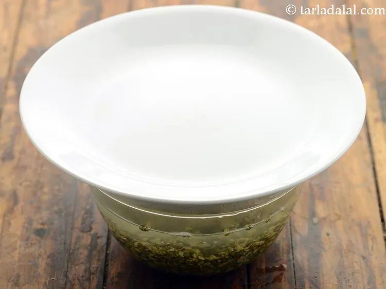 Step 4 – Cover it with a lid, keep aside and soak for 1 hour.