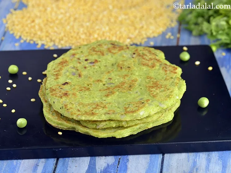 Step 21 – Serve the&nbsp;<strong>green peas pancake | green peas cheela with moong dal | healthy green peas …