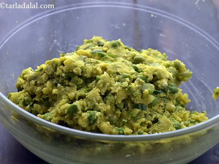 स्टेप 25 – अच्छी तरह से मिलाएं और हमारा <strong>हरा मटर आलू और …