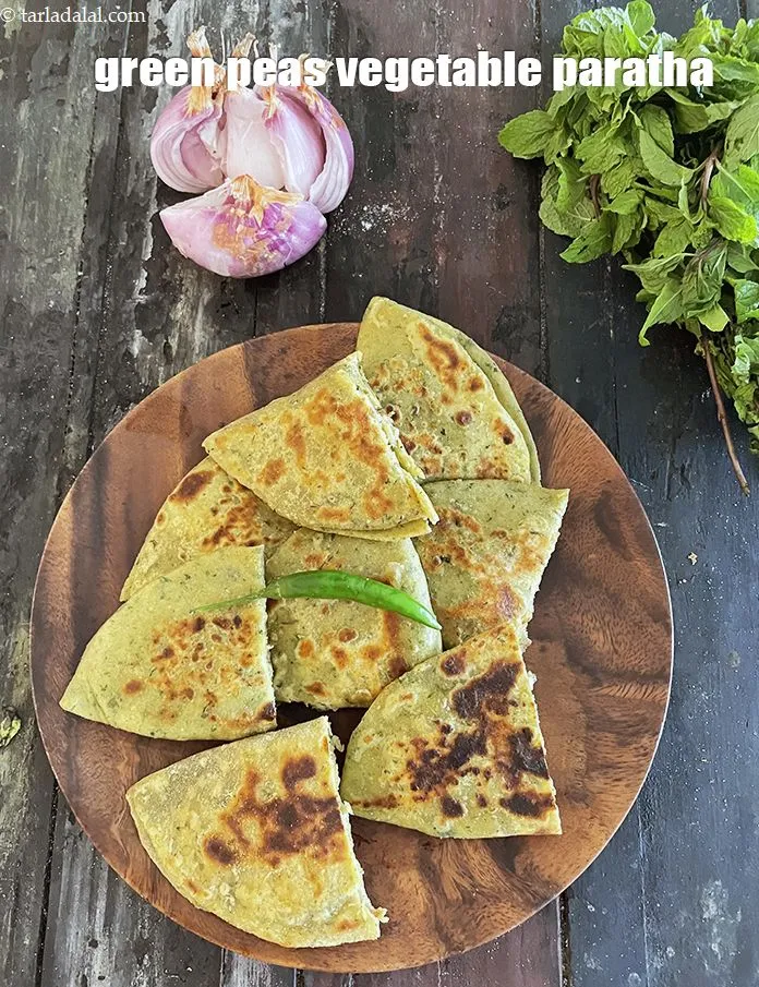 Step 49 – Serve <strong>minty green peas paratha |&nbsp;green peas vegetable&nbsp;paratha | matar pudina paratha | </strong>&nbsp;hot.