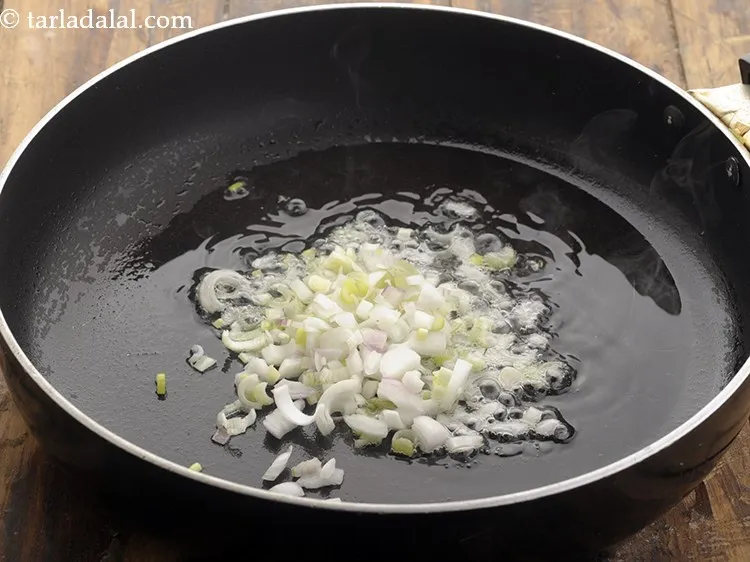 Step 7 – To make&nbsp;<b><span style="font-size: 12pt; font-family: Cambria;">hakka noodles recipe | Indo Chinese hakka noodles |vegetable hakka …