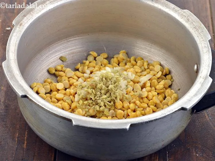 Step 9 – With this, also add the finely chopped ginger. If you are jain, you can avoid …