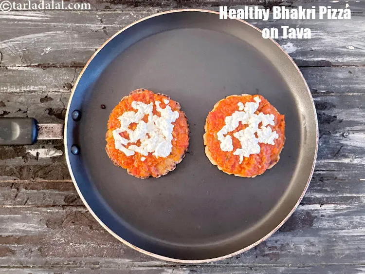 Step 45 – Cool slightly and serve&nbsp;<strong>bhakhri pizza recipe | gluten free Indian pizza | healthy bhakri pizza …