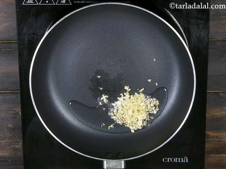 Step 10 – To make&nbsp;<b><span style="font-size: 12pt; font-family: "Times New Roman", serif;">Indian style broccoli fried rice | broccoli …