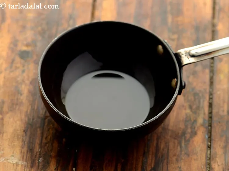 स्टेप 9 – <strong>वजन कम करने के लिए ककड़ी रायता</strong> को तड़का देने …