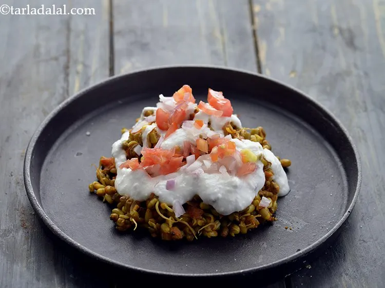 स्टेप 27 – १ टेबल-स्पून टमाटर डालें। इसके अलावा, आप कसा हुआ चुकंदर …