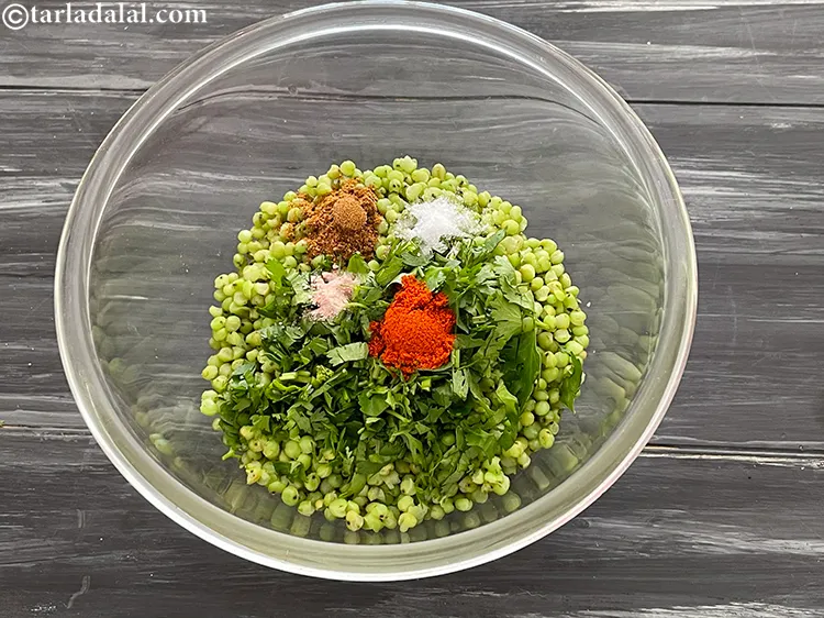 Step 8 – <p>Add a pinch of salt.</p>