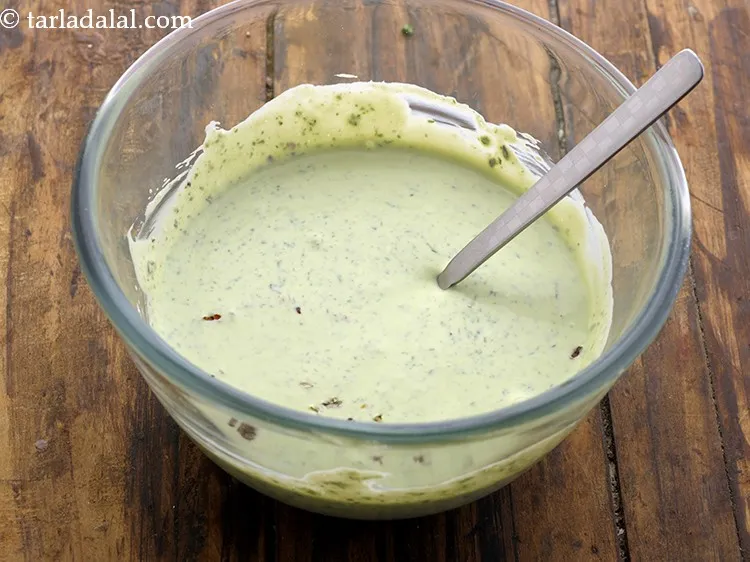 स्टेप 11 – एक चम्मच का उपयोग करके अच्छी तरह मिलाएं।