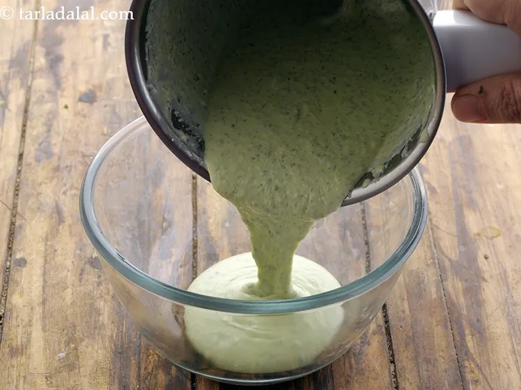 स्टेप 7 – पीसे हुए डीप के मिश्रण को एक गहरे कटोरे में …