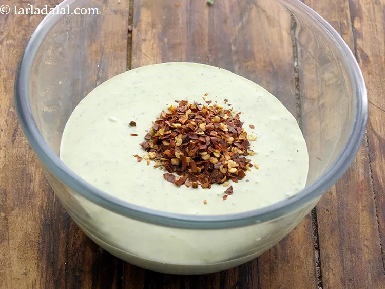 स्टेप 9 – <strong>पार्सले पनीर डिप</strong> को | <strong>पौष्टिक पनीर पार्सले डिप | …