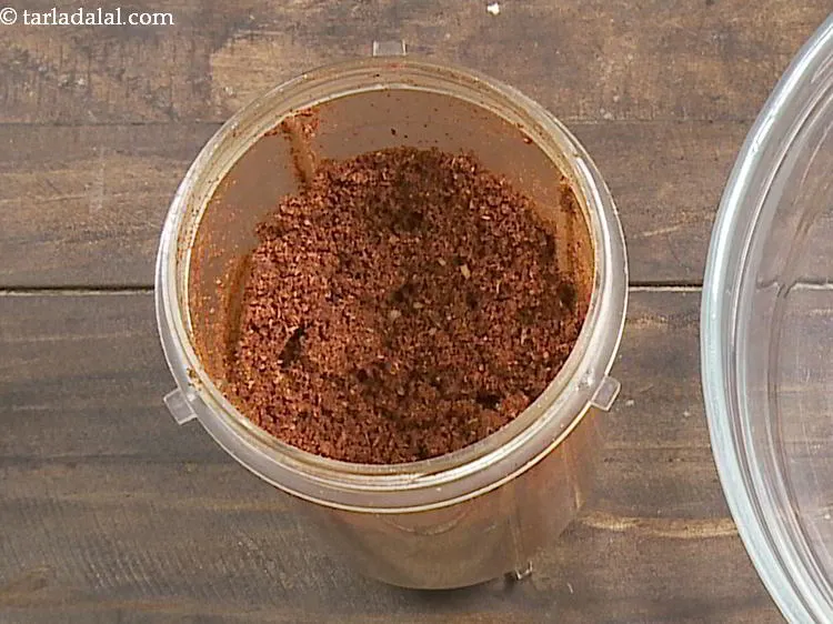 स्टेप 20 – मुलायम होने तक मिक्सर में पीस लें।