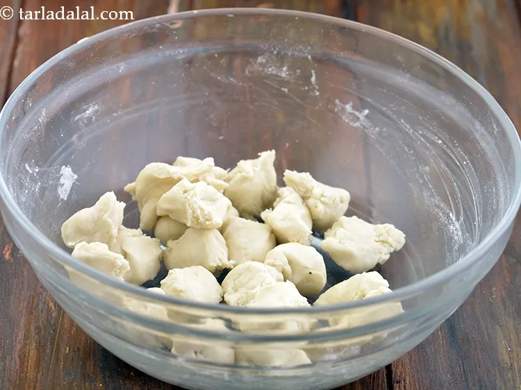 Step 38 – To make <strong>homemade ravioli recipe | veg ravioli in pink sauce | eggless ravioli | …