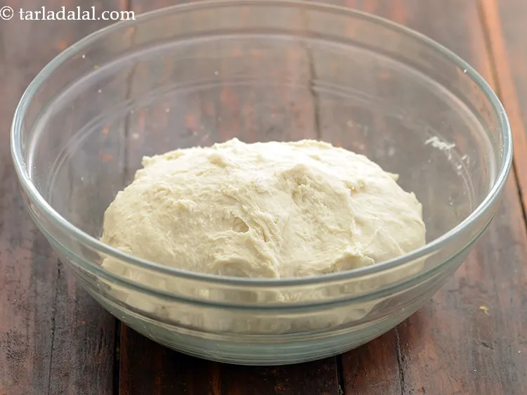 स्टेप 11 – अच्छी तरह से मिलाएं और पर्याप्त गर्म पानी का प्रयोग …