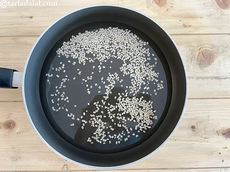 Step 8 – Add&nbsp;<meta charset="UTF-8" />1&frac12; cups of water.