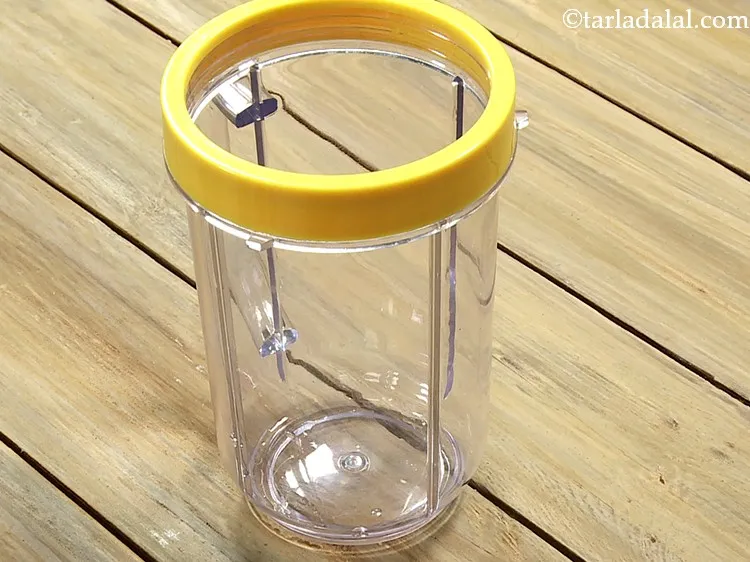 Step 2 – To make <meta charset="UTF-8" /><strong>honey lemon water&nbsp;|&nbsp;lemon honey water&nbsp;|&nbsp;madh ka paani&nbsp;|&nbsp;indian honey lemon water&nbsp;|</strong> take …