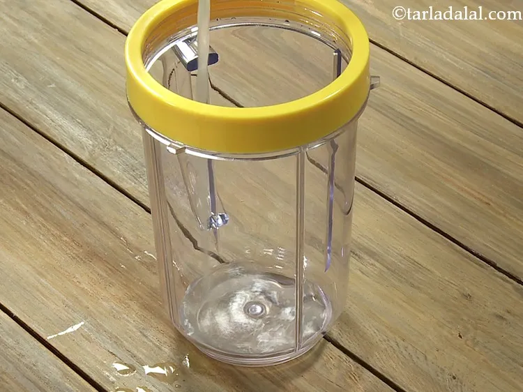 Step 3 – Add 2 tsp of lemon juice to the jug. As the drink shouldn&rsquo;t be strongly …