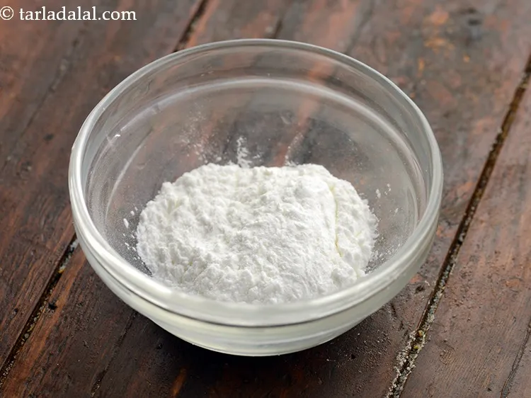 Step 2 – For thickening&nbsp;<strong>hot garlic sauce&nbsp;|&nbsp;&nbsp;Chinese style hot garlic sauce&nbsp;|&nbsp;Indian style hot garlic sauce&nbsp;|&nbsp;homemade hot garlic sauce&nbsp;|</strong>&nbsp;we …