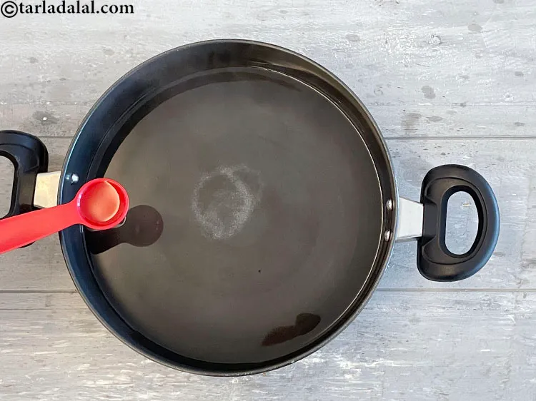 Step 5 – <p>Add 1 tablespoon of olive oil.</p>