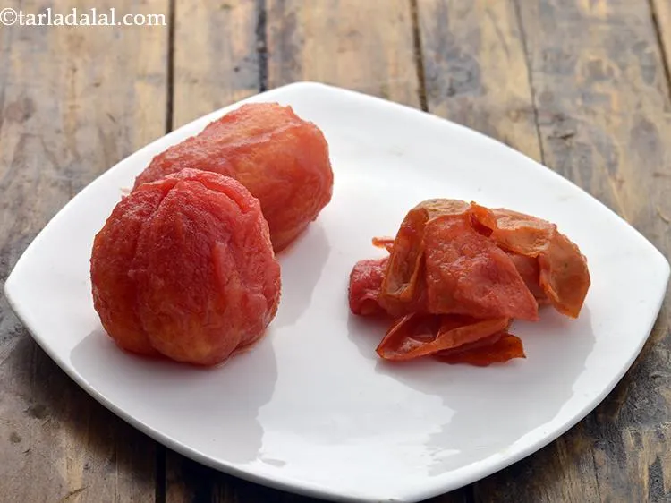 स्टेप 5 – टमाटर को माइक्रोवेव से बाहर निकालें। आप देखेंगे कि त्वचा …