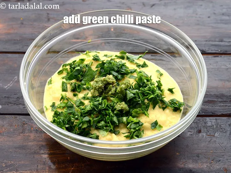 Step 19 – Add&nbsp;1 tsp&nbsp;<a href="https://www.tarladalal.com/glossary-green-chilli-paste-hari-mirch-ki-paste-mirchi-paste-333i">green chilli paste</a>.&nbsp;Antioxidant&nbsp;<a href="https://www.tarladalal.com/recipes-for-Juices-Rich-in-Vitamin-C-805" target="_blank">vitamin C</a>&nbsp;in&nbsp;<a href="http://www.tarladalal.com/recipes-using-green-chillies-331">green chillies</a>&nbsp;protects the body from effects of …