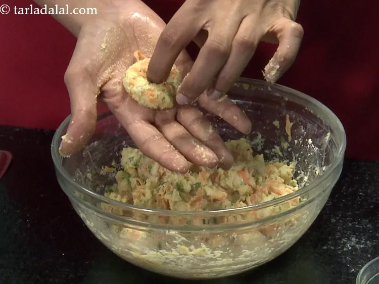 Step 20 – Press it lightly in the centre to form a slight depression.