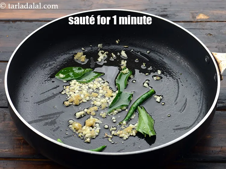 Step 31 – Saut&eacute; on a medium flame for 1 minute.&nbsp;