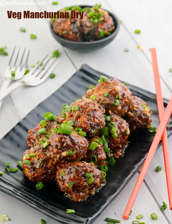 Step 6 – Clink on the link to see detailed <a href="https://www.tarladalal.com/veg-manchurian-chinese-dry-manchurian-42072r" target="_blank"><strong>manchurian recipe</strong></a>.
