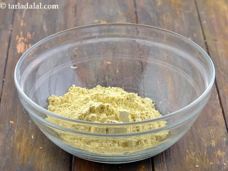 Step 1 – To make crispy&nbsp;<strong>Nacho Chips</strong>, we first have to take a deep bowl and add the …