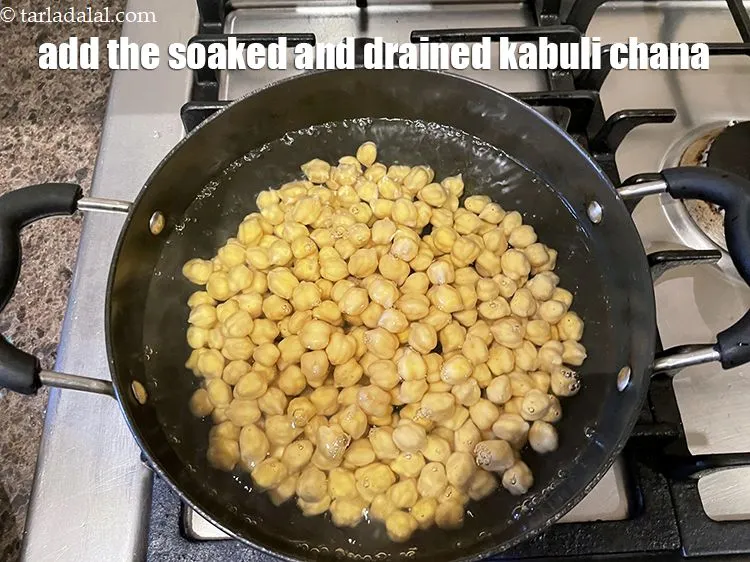 Step 11 – Add the soaked and drained kabuli chana.
