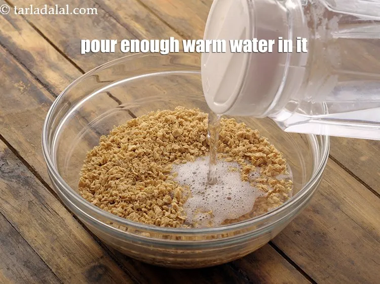 Step 4 – <meta charset="UTF-8" />Pour enough warm water in it.&nbsp;&nbsp;<br /> &nbsp;