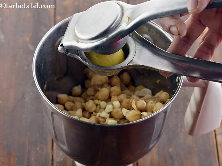 Step 11 – Now add the lemon juice. This will give a tangy taste.