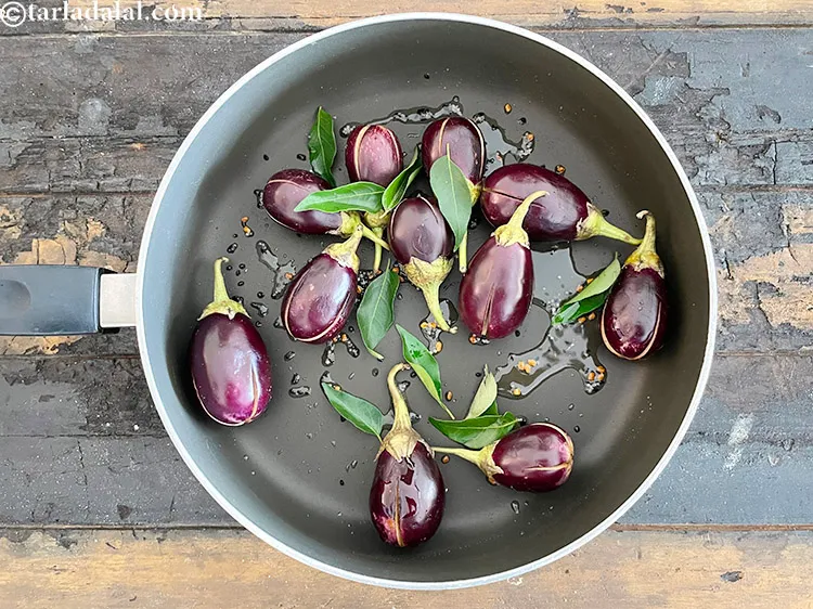 Step 32 – Add&nbsp;<meta charset="UTF-8" />8 to 10&nbsp;<a href="glossary-curry-leaves-kadi-patta-kadipatta-388i">curry leaves (kadi patta)</a>.