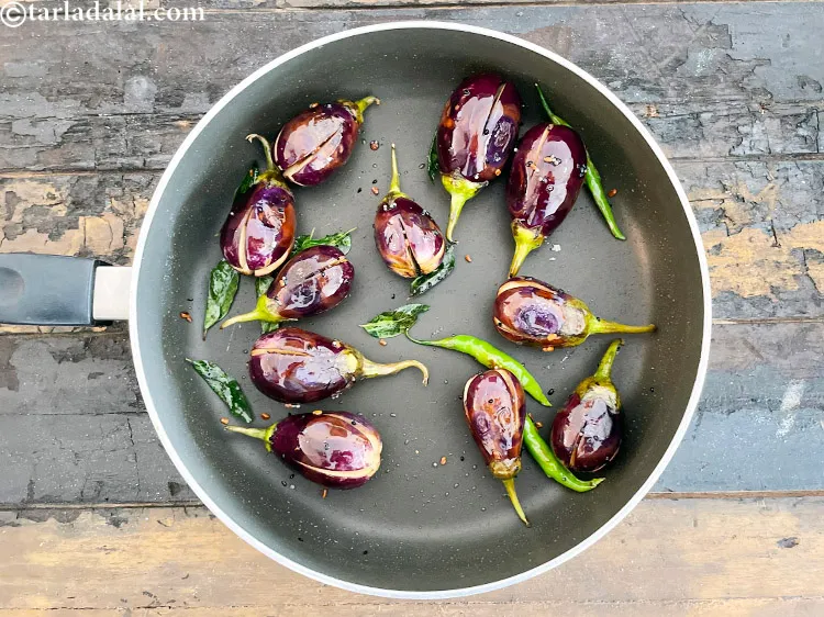 Step 34 – Saut&eacute; over medium flame for 3 minutes, while stirring occasionally.